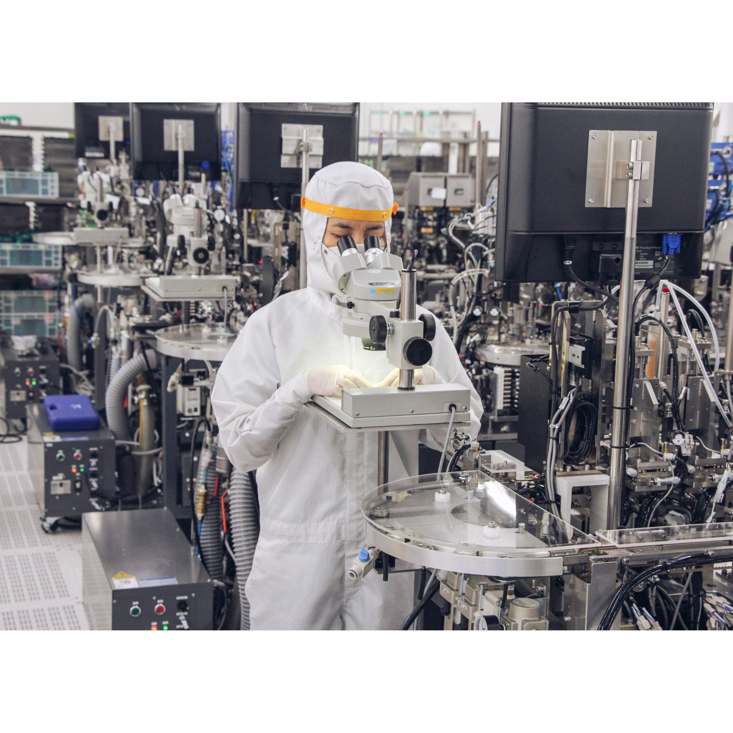 ハイレベルのクリーンルームでの組立